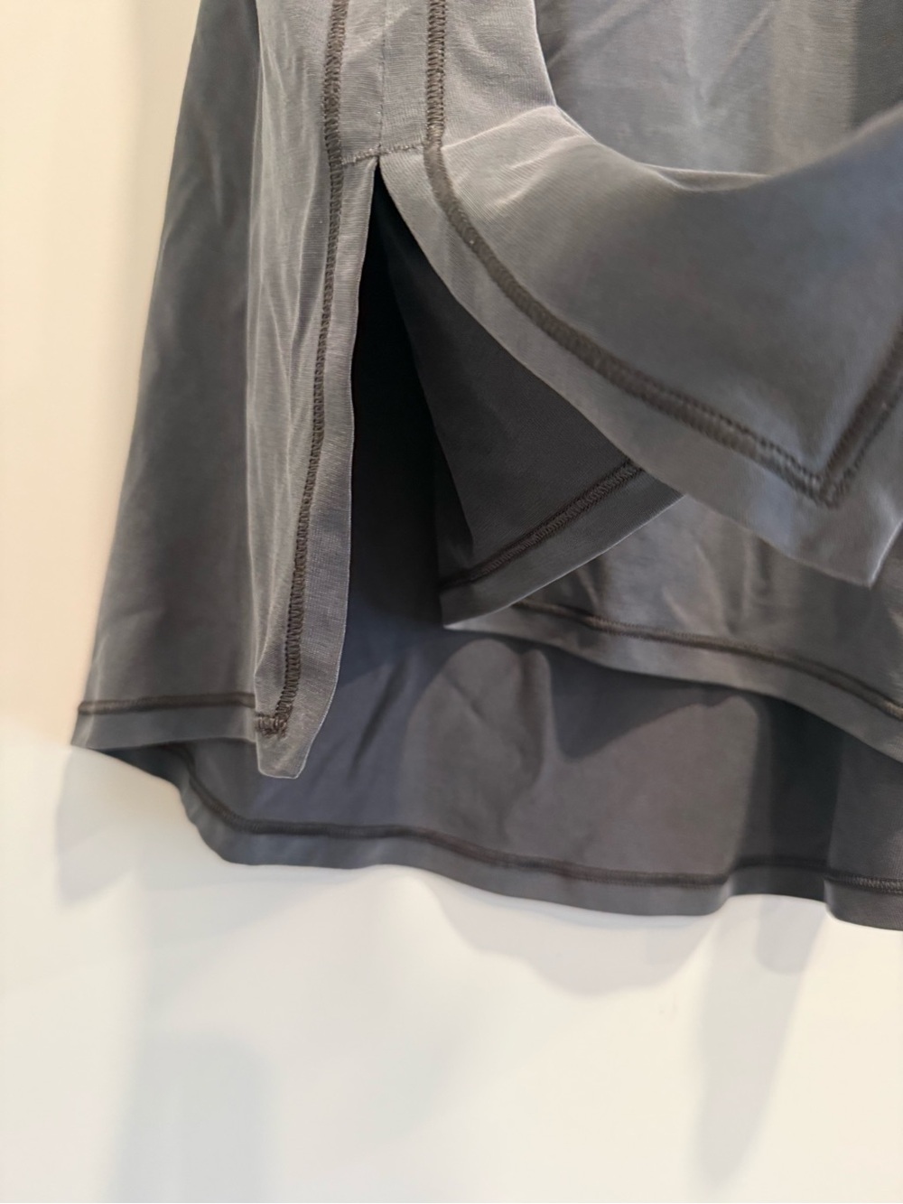 lululemon athletica Women's Gray Ease Of It All Scoop Neck Tank - Size 8 - Picture 9 of 14